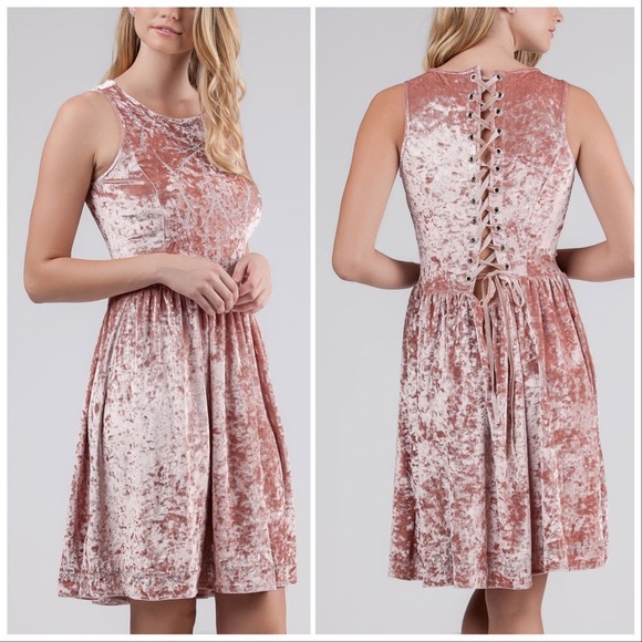 POL Kari Corset Bodice Velvet Dress - Picture 7 of 8